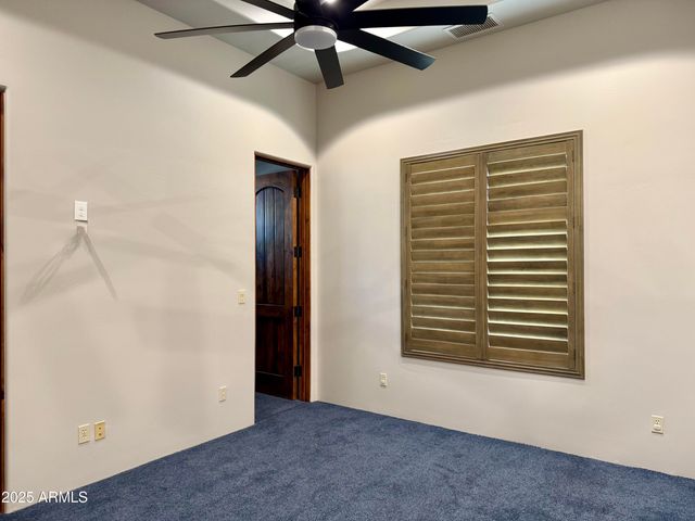 4327 E CAPRICORN Place, Chandler, AZ 85249