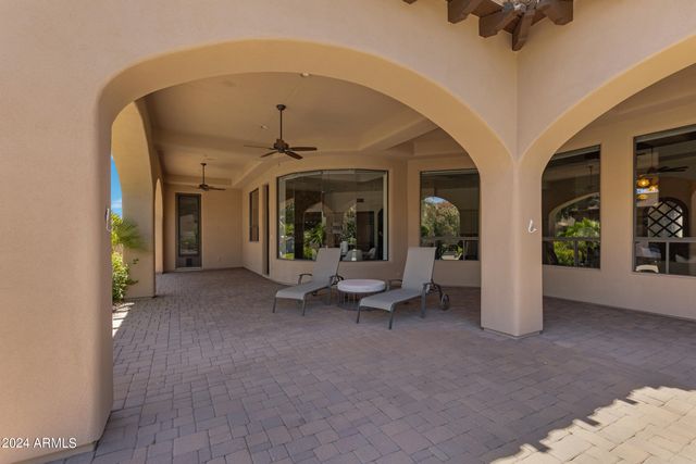 4327 E CAPRICORN Place, Chandler, AZ 85249