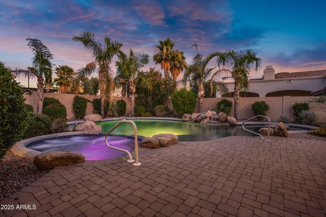 4327 E CAPRICORN Place, Chandler, AZ 85249