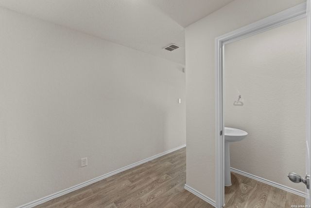 1026 Indian Way, Seguin, TX 78155