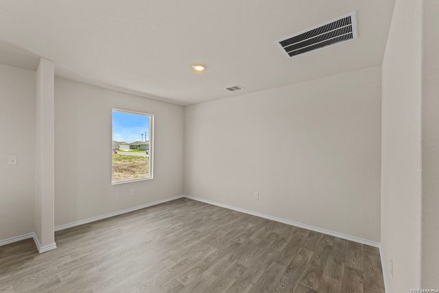1026 Indian Way, Seguin, TX 78155