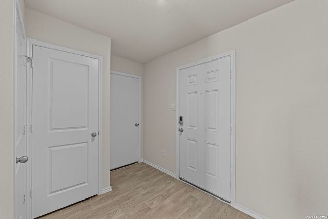 1026 Indian Way, Seguin, TX 78155