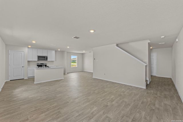 1026 Indian Way, Seguin, TX 78155