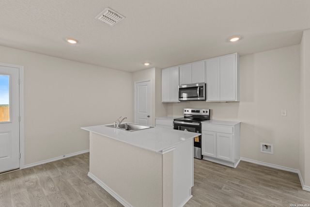 1026 Indian Way, Seguin, TX 78155