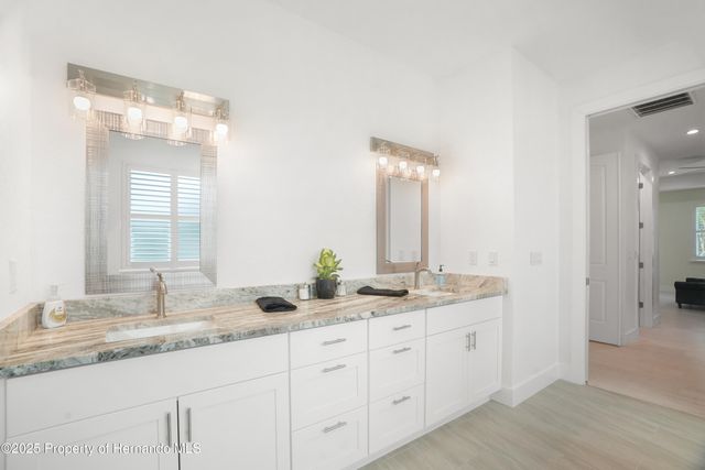 10380 Yellow Hammer Road, Weeki Wachee, FL 34614