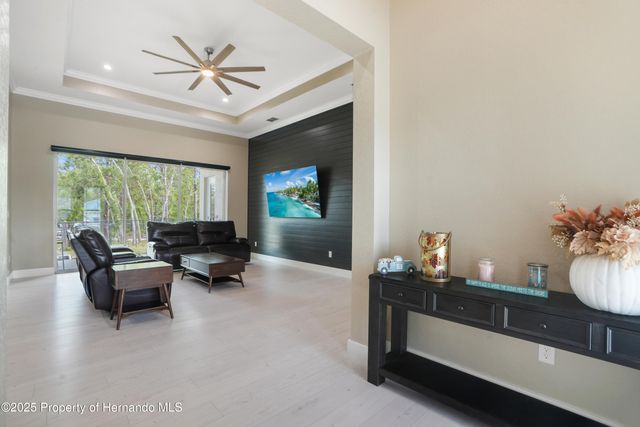 10380 Yellow Hammer Road, Weeki Wachee, FL 34614