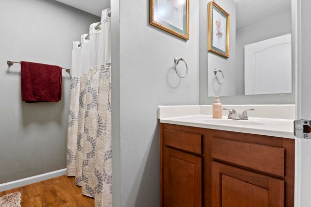 25 Winslow, Clay City, KY 40312