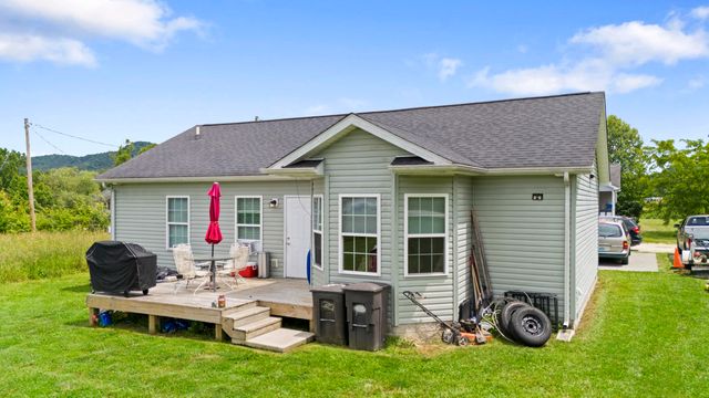 25 Winslow, Clay City, KY 40312
