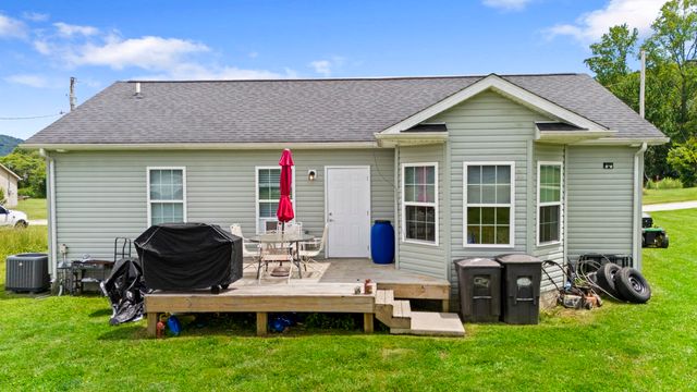25 Winslow, Clay City, KY 40312