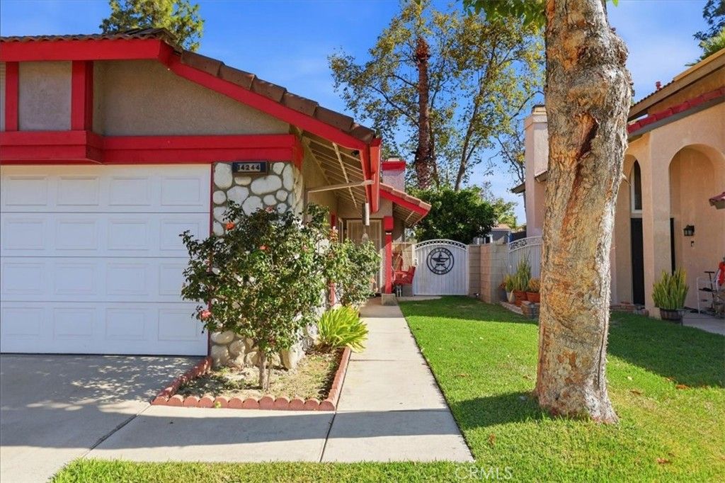14244 Hillcrest, Fontana, CA 92337 — exterior