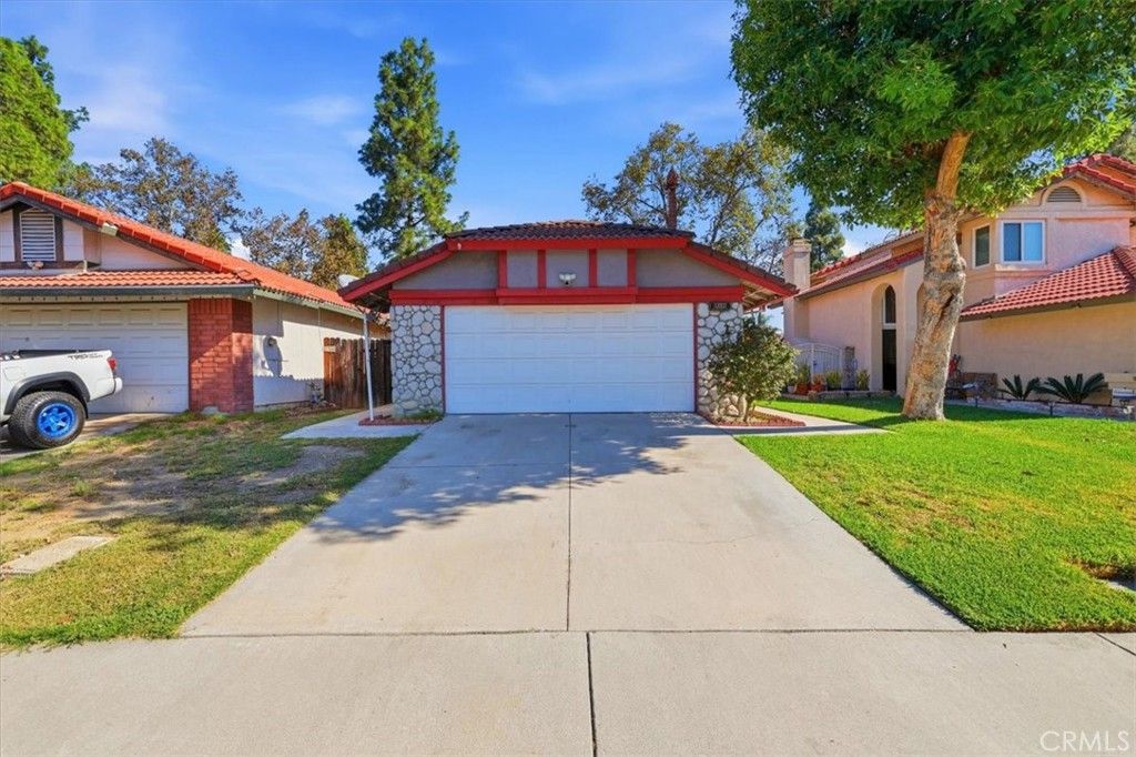14244 Hillcrest, Fontana, CA 92337 — photo 2