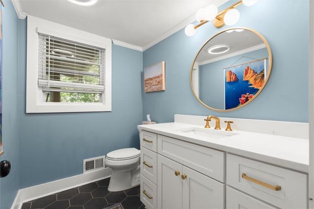 4285 Blackland Way, Marietta, GA 30067