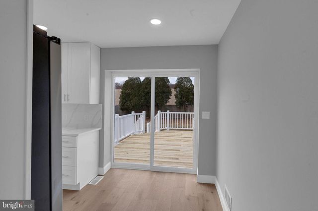 75 REEDER AVE, Lawrence Township, NJ 08648
