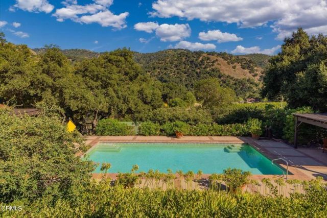 10829 Oak Knoll Road, Ojai, CA 93023