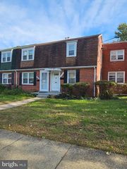2627 COLEBROOKE DR #31, Temple Hills, MD 20748