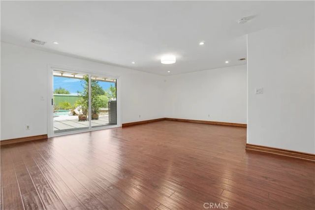23507 Sylvan, Woodland Hills, CA 91367