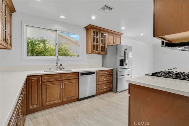 23507 Sylvan, Woodland Hills, CA 91367