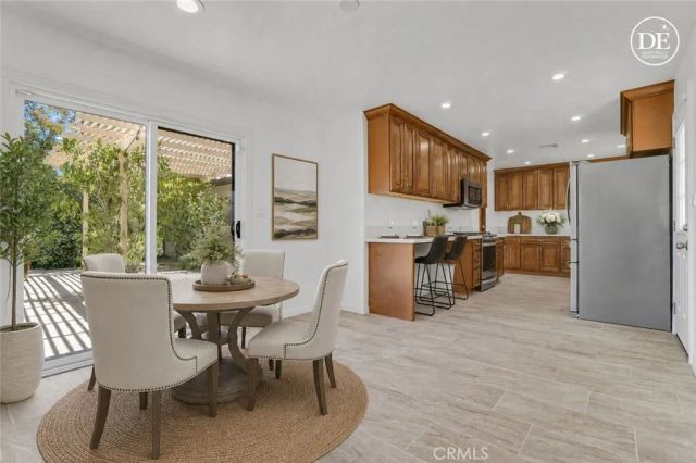 23507 Sylvan, Woodland Hills, CA 91367