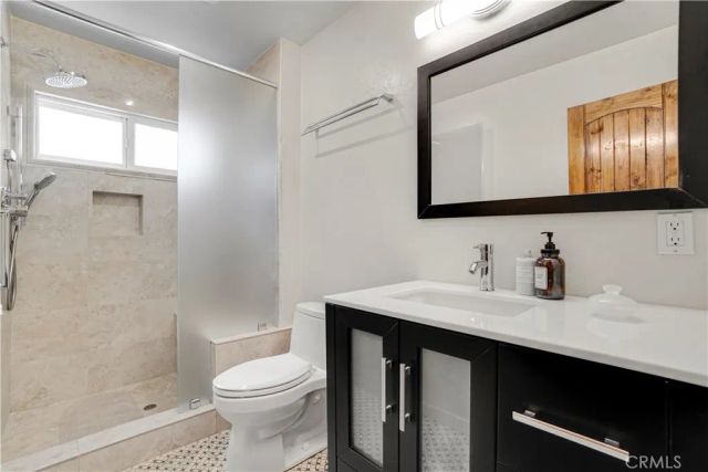 23507 Sylvan, Woodland Hills, CA 91367