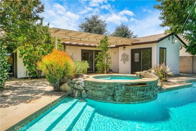 23507 Sylvan, Woodland Hills, CA 91367