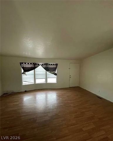 3560 Estes Park Drive, Las Vegas, NV 89122