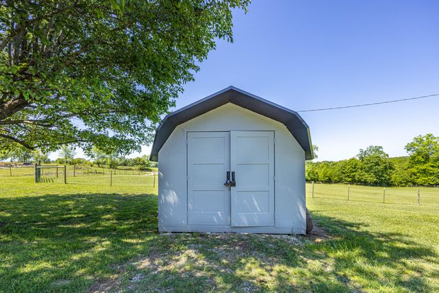 2335 Liberty Road, Crab Orchard, KY 40419