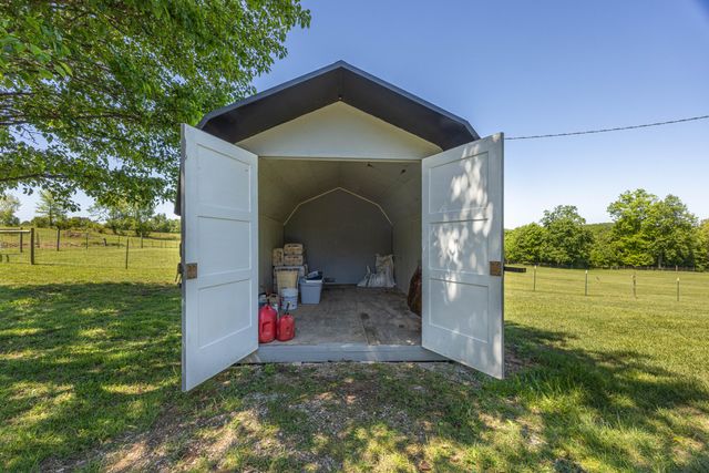 2335 Liberty Road, Crab Orchard, KY 40419