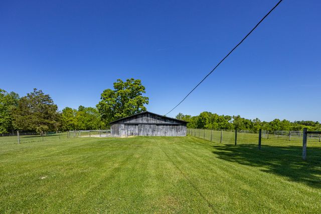 2335 Liberty Road, Crab Orchard, KY 40419