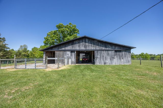 2335 Liberty Road, Crab Orchard, KY 40419