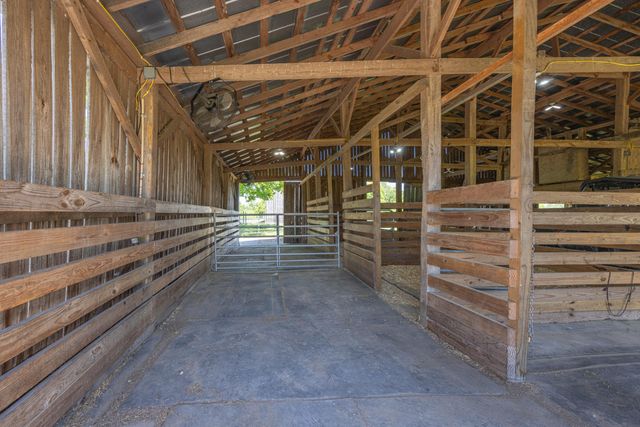 2335 Liberty Road, Crab Orchard, KY 40419