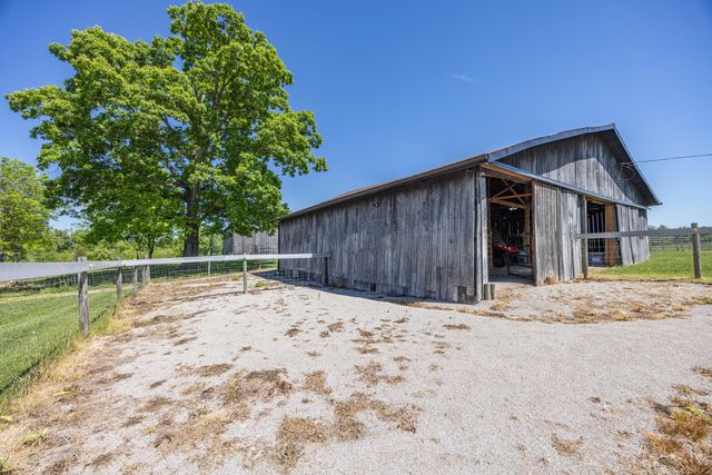 2335 Liberty Road, Crab Orchard, KY 40419
