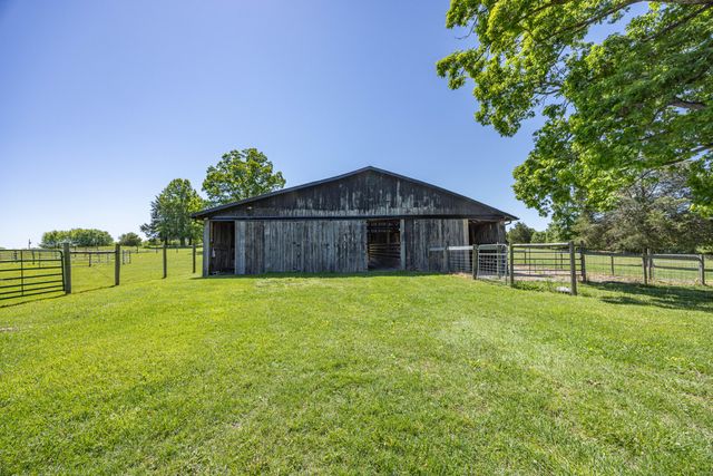 2335 Liberty Road, Crab Orchard, KY 40419