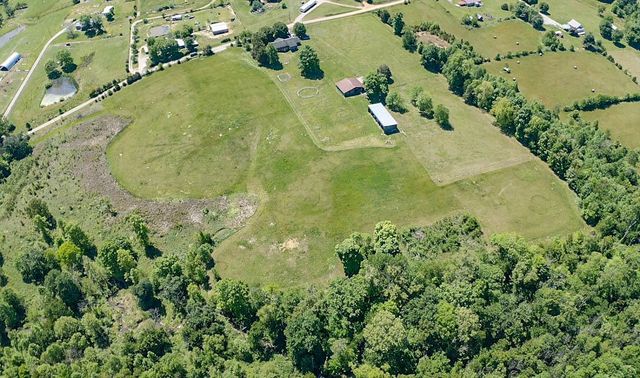 2335 Liberty Road, Crab Orchard, KY 40419