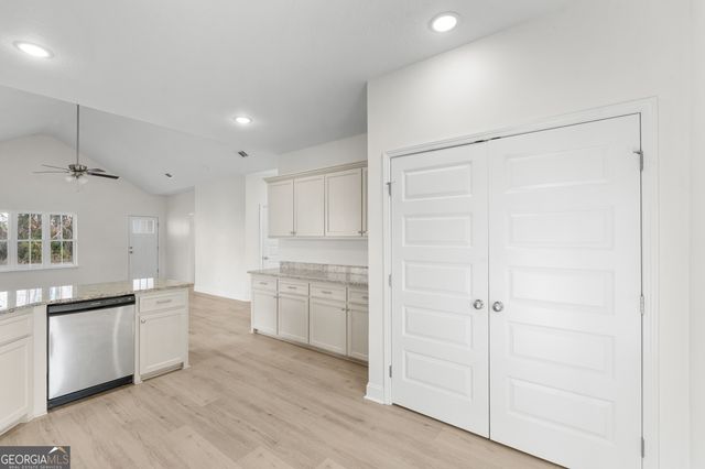 520 Holly Drive, Metter, GA 30439