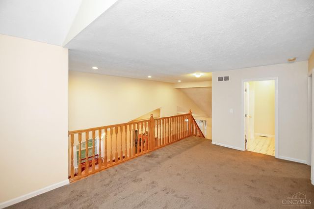 6074 Weber Oaks Drive, Miami Twp, OH 45140