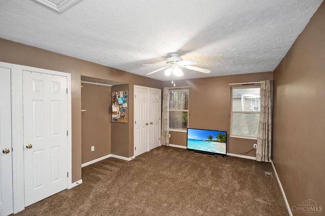 6074 Weber Oaks Drive, Miami Twp, OH 45140