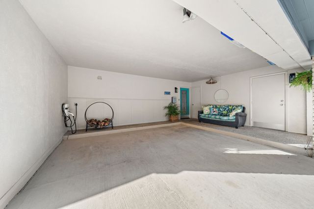 7496 E Northwest Highway 145, Dallas, TX 75231