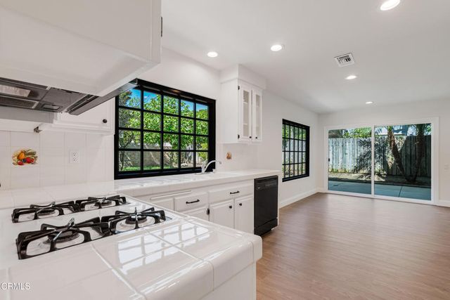 1093 Evenstar Avenue, Westlake Village, CA 91361