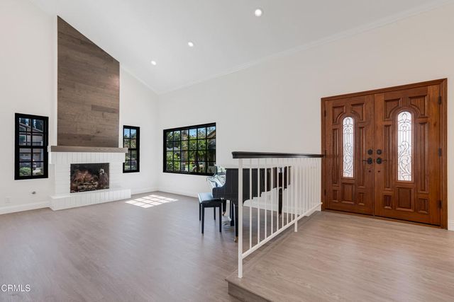 1093 Evenstar Avenue, Westlake Village, CA 91361