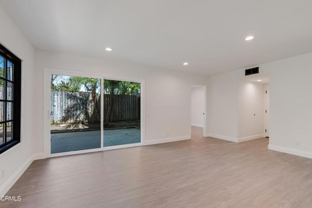 1093 Evenstar Avenue, Westlake Village, CA 91361