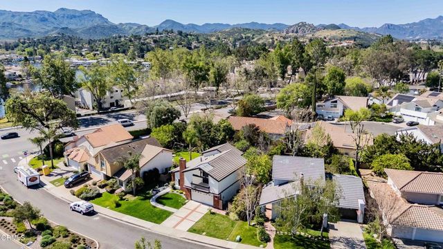 1093 Evenstar Avenue, Westlake Village, CA 91361