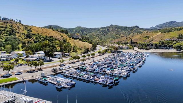 1093 Evenstar Avenue, Westlake Village, CA 91361