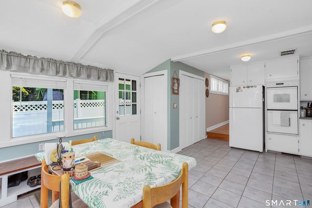 52 East Main Street, Branford, CT 06405