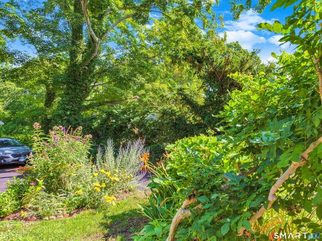 52 East Main Street, Branford, CT 06405