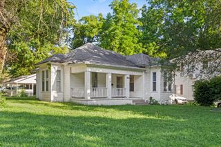 2003 North Jefferson Avenue, Springfield, MO 65803