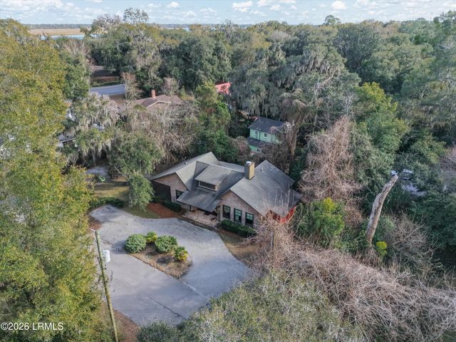 2302 Stuart Street, Beaufort, SC 29902