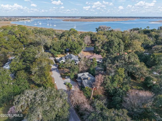 2302 Stuart Street, Beaufort, SC 29902