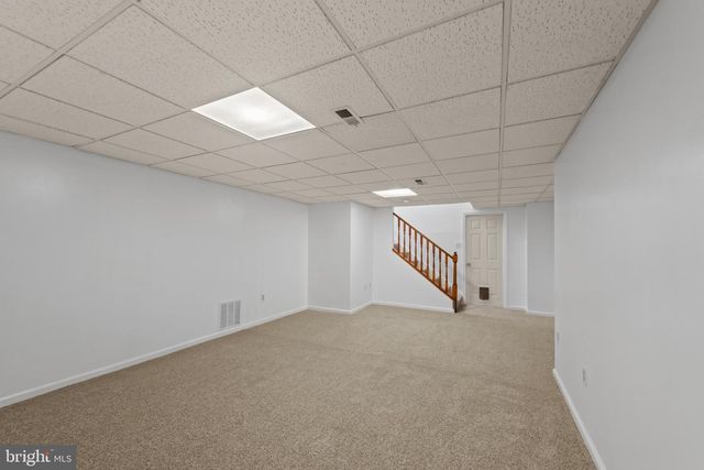 10 CARRIAGE HILL DR, Hagerstown, MD 21742