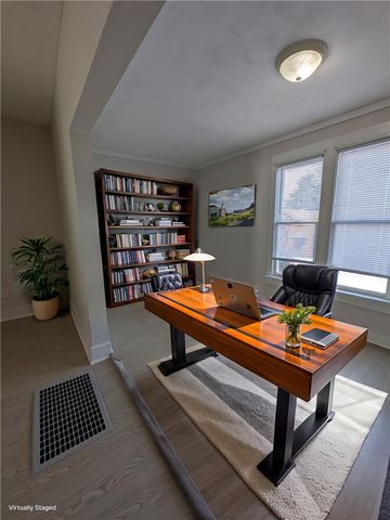 518 7th Ave, Coraopolis, PA 15108