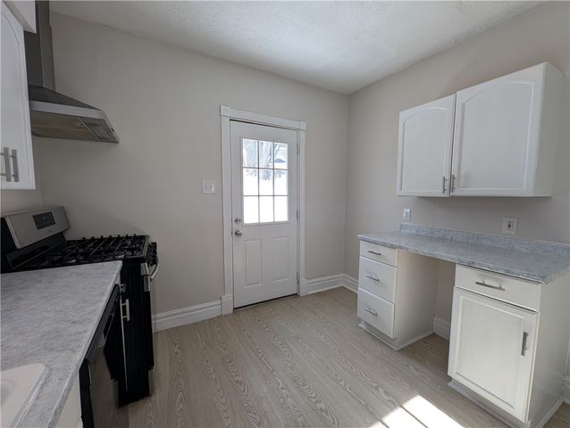 518 7th Ave, Coraopolis, PA 15108